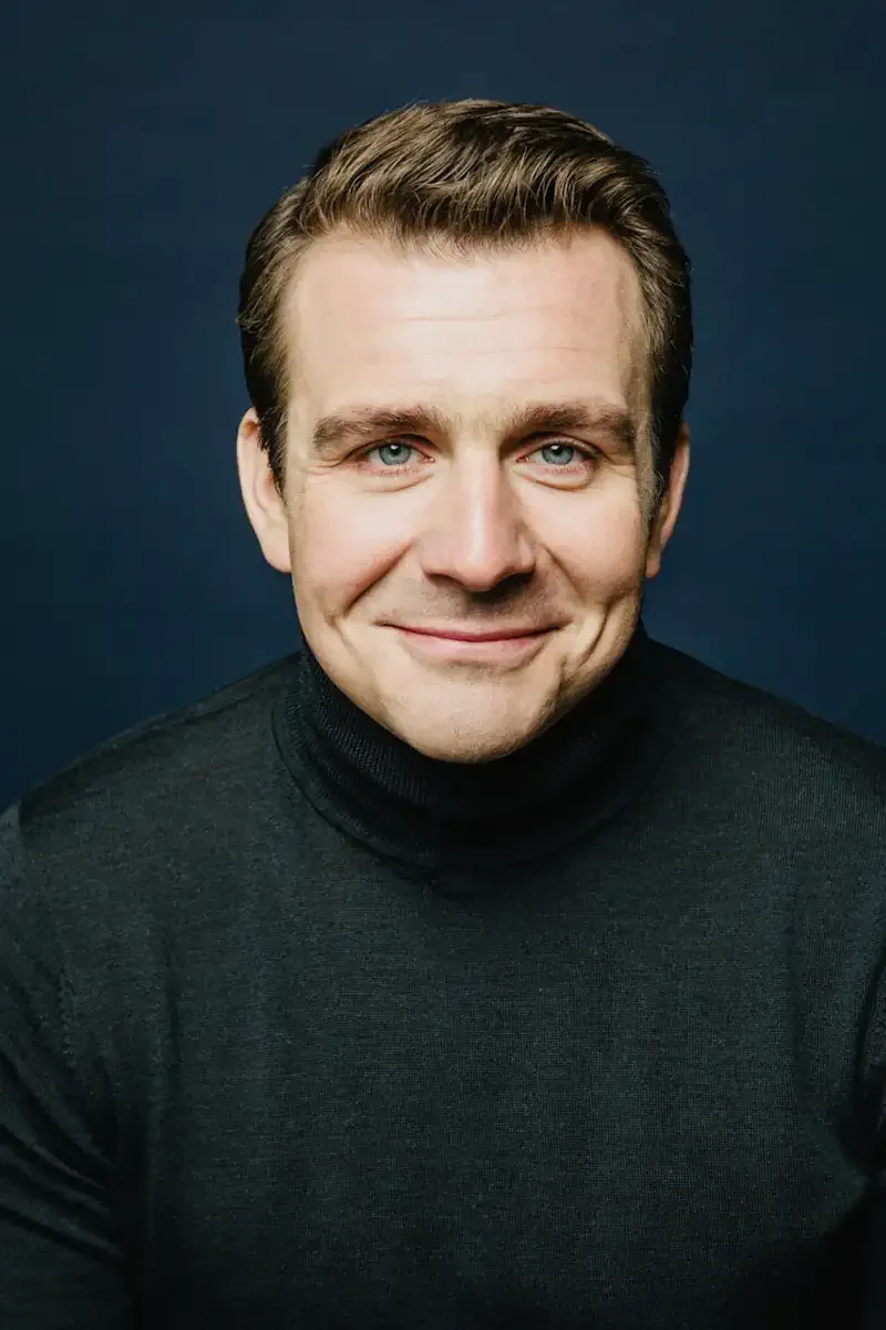 Антон Васильев