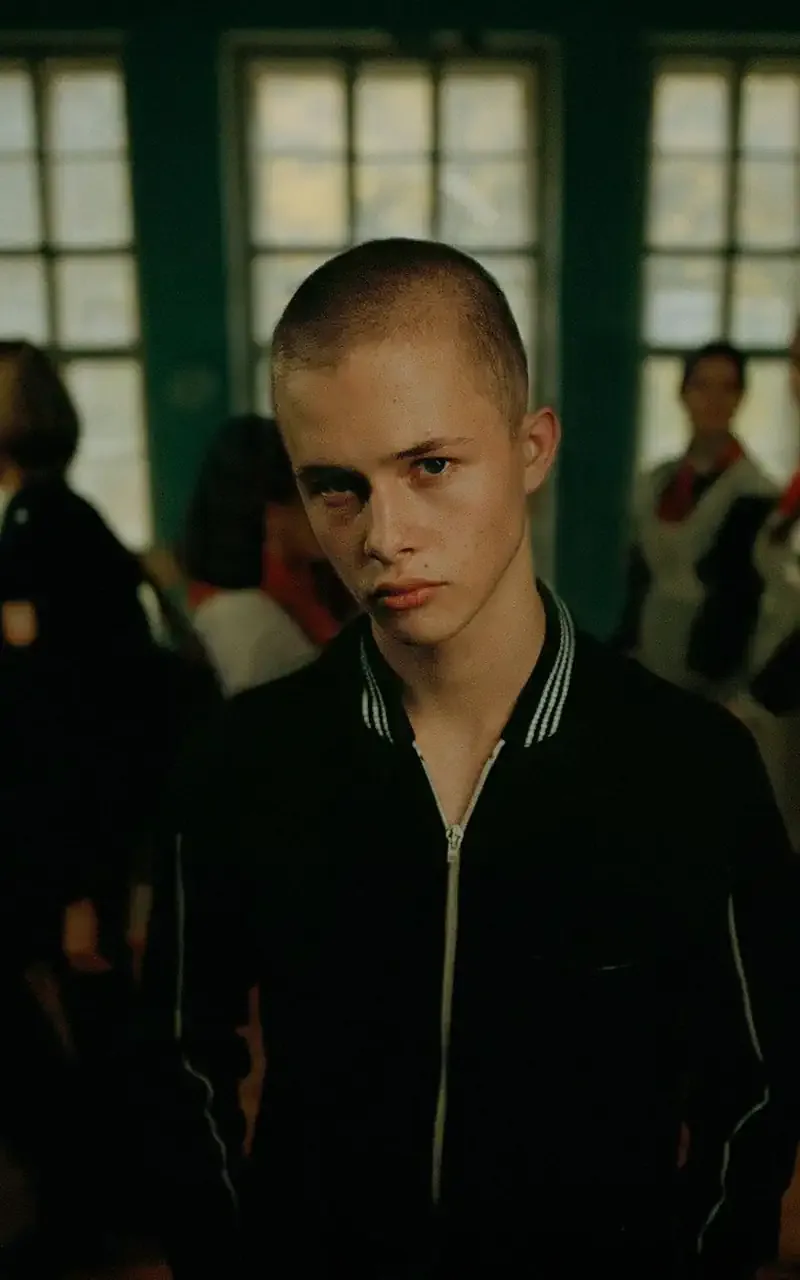 Леон Кемстач