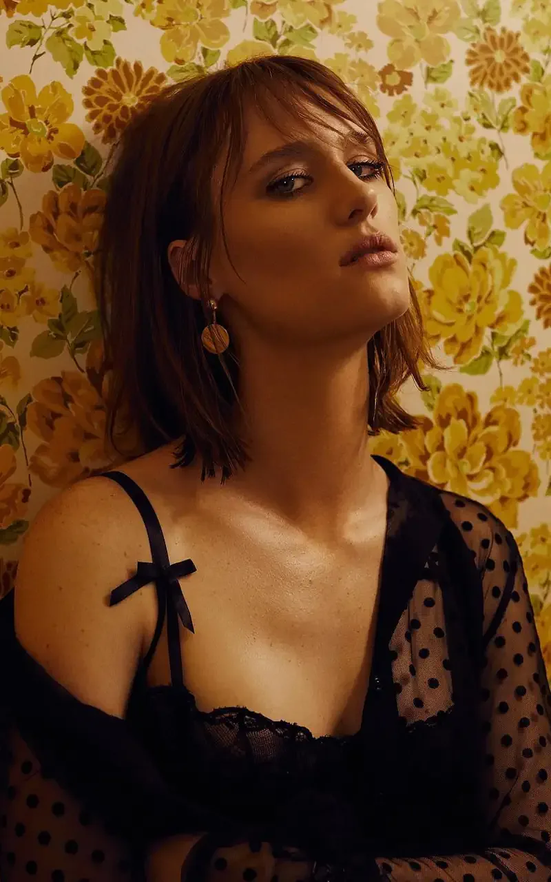 Маккензи Дэвис