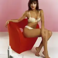 Olga Kurylenko Feet 33900616